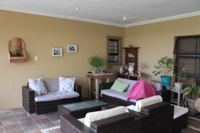 4 Bedroom Property for Sale in Myburgh Park Western Cape